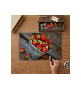 Kovada Taze Çilekler Tasarımı 240 parça Ahşap Puzzle Ahşap Kutuda MP05295