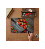 Kovada Taze Çilekler Tasarımı 240 parça Ahşap Puzzle Ahşap Kutuda MP05295