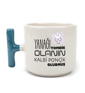 Yanağı Tombik Olanın Baskılı Mavi Kulplu T Kupa