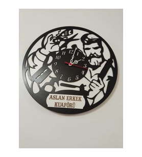 Berber & Erkek Kuaför & güzellik merkezi KİŞİYE ÖZEL İSİM yazılı ŞIK VE KALİTE