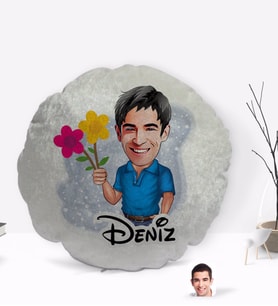 BK Gift Kişiye Özel İsimli Erkek Karikatürlü Yuvarlak Dekoratif Kırlent Yastık-1
