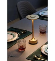 Dimli LED Masa Lambası, 3 Renk Seçeneği, 29 cm, Type-C, 8 Saat Çalışma (Krem)