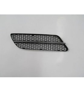 2005-2009 Alfa Romeo 147 Ön Tampon Panjuru Sağ Siyah (Çıtası Gümüş Gri) (Tyg) (Adet) (Oem No:1560757