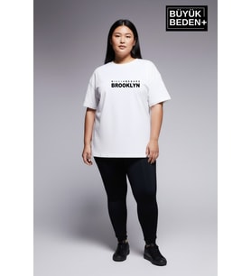 Kadın Büyük Beden Willamsburg Brooklyn Baskılı 3xl-6xl Bisiklet Yaka Tshırt SPR26BTSK510-16