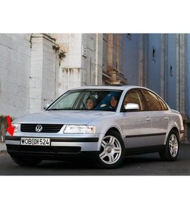 VW Passat B5 1997-2000 Ön Tampon Sağ Köşe Bandı Çıtası 3B0807718