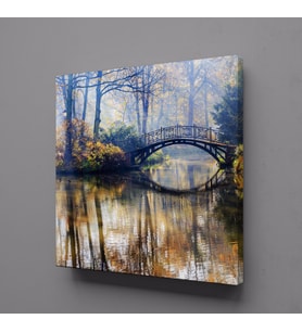 AĞAÇLAR ARASINDAKİ KÖPRÜ KANVAS TABLO 30x30cm (Karışık)