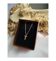 Zirkon Taşlı Minimal Gold T Harfli Kolye