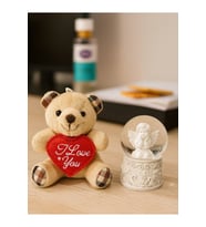 Sevgiliye Eşe Özel Günlere Hediye Sevimli Mini Peluş Ayıcık ve Mini Melek Kar Küresi Set Bej Rengi (Karışık)