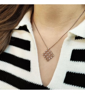 Taşlı Kare Modern Kolye (Rose)