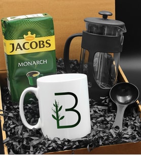Kişiye Özel Harf Detaylı Kupa & French Press & 250 Gram Jacobs Monarch Filtre Kahve Hediye Seti