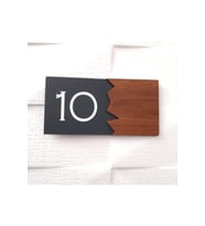 Wooden Serisi Pleksi Kapı Numarası