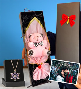 Kişiye Özel Fotoğraflı Pembe Ayıcık Buketi ve Gerçek Ametist Taşlı Lotus Kolye