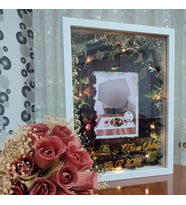 30x40 Cm Ledli Beyaz Gül Anı Çerçevesi! Ledli +İsimli Fotoğraf Çerçevesi! Gül Anı Çerçevesi-HKM Ticaret(Fotoğraf Hediye)