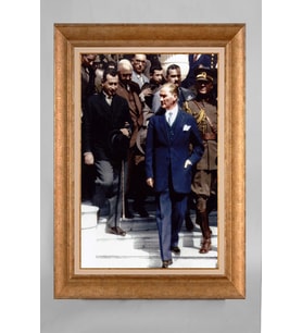 Altın Varaklı Çerçeveli Paspartulu Atatürk Tablo a96 (Gold)