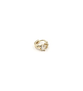 Zirkon Taşlı Gold Çiçek Halka Tragus Piercing – Şık ve Zarif Tasarım