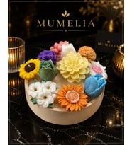 Mumelia Renkli Çiçekler - Doğal Soya Mum Aranjmanı