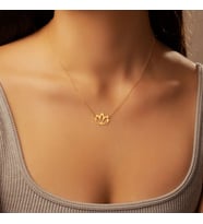 Kişiye Özel 925 Ayar Gümüş Minimalist Lotus Çiçeği Kolye Anneler Günü Hediye Takı (Gold)