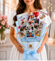 Kalpli Balon & Seni Çok Seviyorum Çubuk Stickerlı - 12 Fotoğraflı Şık Anı Buketi (Mavi) - Kişiye Özel Çiçek Buketi Sevgiliye -Arkadaşa- Yeni Doğan Bebek Hediyeleri Root&Hug