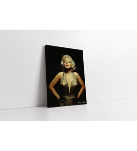 Renkli Marilyn Monroe