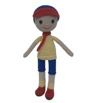 Şapkalı Caillou Bebek Amigurumi Organik Oyuncak