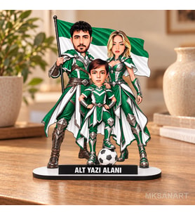 Kişiye Özel 3 Kişilik Yeşil Beyaz Aile Süper Karikatürlü 18 cm MDF Masaüstü Biblo - Futbol Temalı Hediye Futbol Severlere ve Spor Tutkunlarına Hediye