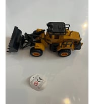 Sürtmeli İş Makinaları Kepçe Çevirmeli Ön Tekerler 24 x 9 Cm (Çok Renkli)