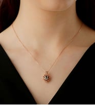 925 Ayar Gümüş Siyah inci Lotus Kafes Kolye