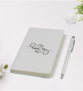 BK Gift Kişiye Özel İsimli 9x14cm Beyaz Defter ve Kalem Hediye Seti - Model 3