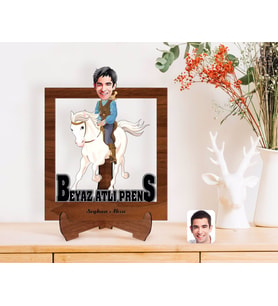 BK Gift Kişiye Özel Beyaz Atlı Prens Karikatürlü Ahşap Standlı 3D Biblo-3