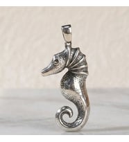 Gümüş Denizatı Kolye Ucu 925 Ayar Gümüş Deniz Atı Figürlü Unisex Kolye Ucu