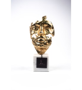Yüz Heykel Gold
