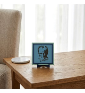 Zarif Atatürk Silüetli Dekoratif Parça, Sevdikleriniz İçin Modern ve Anlamlı Bir Hediye 10x10 cm
