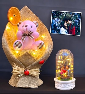 Size Özel Fotoğraflı Set  Işıklı Pembe Ayıcık Buketi & Işıklı Kalp Tutan Çiftli Fanus