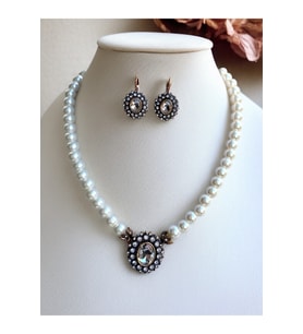 Kristal Oval Taşlı İnci Kolye ve Küpe Seti