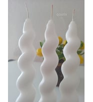 qosrix 3'lü Beyaz Italyan Burgulu Şamdan Soya Mumu Doğal Kokulu Uzun Çubuk Konik Burgu Spiral Mum Dekoratif