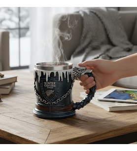 Kış Temalı “winter İs Coming” Kabartmalı Zincir Detaylı Özel Tasarım Seramik Kupa Bardak (Beyaz)