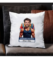 Kişiye Özel Hediye Karikatürlü En Yakışıklı Halterci Yastık