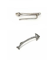 Ok figürlü gümüş tek earcuff küpe