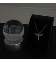 Satürün Model Cam Küre Işıklı & Melek Kolye Özel Kutulu Set