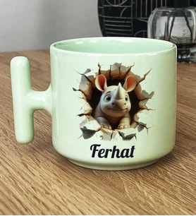 Kişiye Özel 3D Efektli Gergedan Hediye Pastel T Kupa İsimli İsim Yazılı (Yeşil)