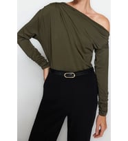 Moda Asimetrik Yaka Örme Regular Düz Desen Resmi Regular Uzun Kol Bluz (Haki)