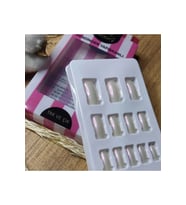 Gold Beauty Tak Ve Çık Kendinden Yapışkanlı Takma Tırnak & Tırnak