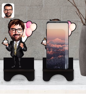 BK Gift Kişiye Özel Erkek Doğum Günü Karikatürlü Ahşap Biblo Telefon Standı-3