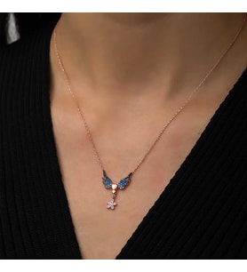 Gümüş Rose Çiçekli Kanatlı Kalpli Kolye