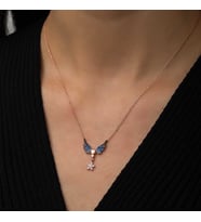Gümüş Rose Çiçekli Kanatlı Kalpli Kolye