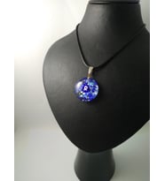 CAM HARF KOLYE – HANDMADE EL YAPIMI MURANO– (R) HARFİ MODELİ