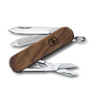 Victorinox 0.6221.63 Classic SD Wood Çakı, Ceviz Ağacı