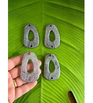 6X4 CM 4 ADET DELİKLİ FÜME KEMİK TAKI BONCUĞU