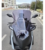 MOTOCAM Yamaha Xmax Techmax Ön Cam 2025-2026 Model 63cm Füme Renkli 4mm Asansörlü