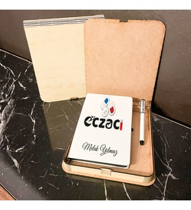 Eczacıya Hediye Ahşap Kutulu Defter Kalem Set 002